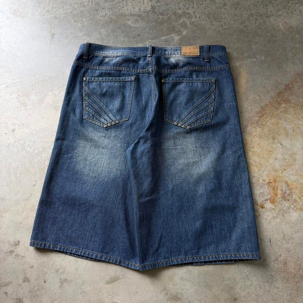 Vintage Y2K Akademiks Hip-Hop Streetwear Essential Medium Wash Baggy Jean Shorts